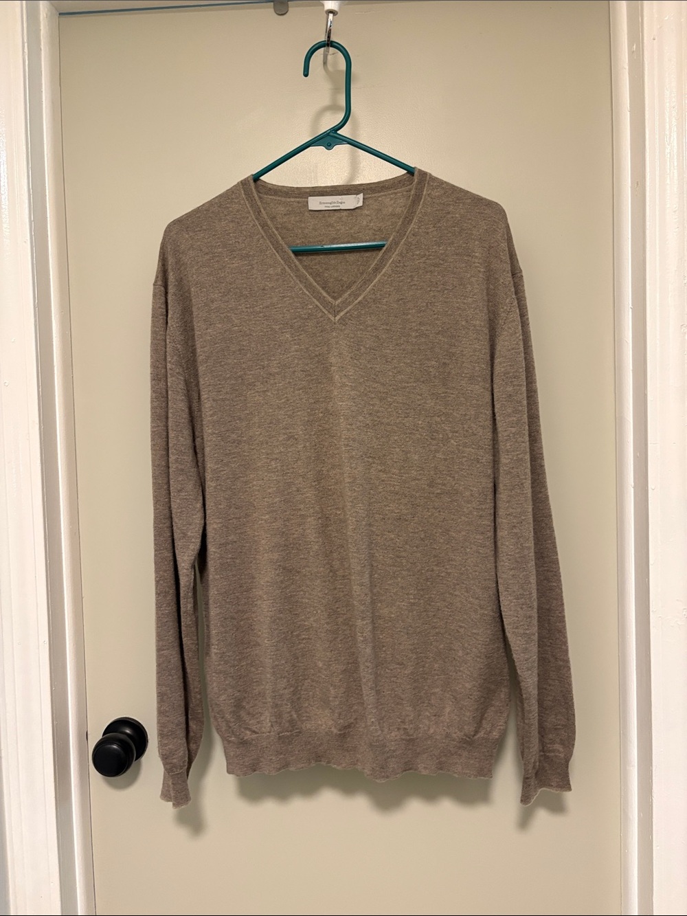 Ermenegildo Zegna cashmere sweater. Size XL